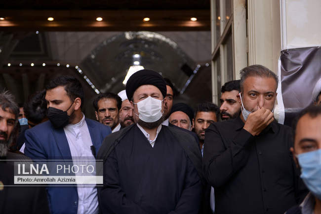 خاکسپاری پیکر حجت الاسلام سید محمود دعایی در حرم امام خمینی (ره) 