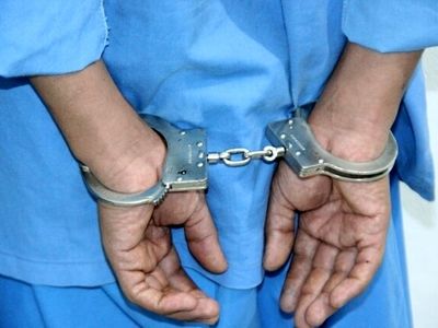 عموکشی با ضربات چاقو