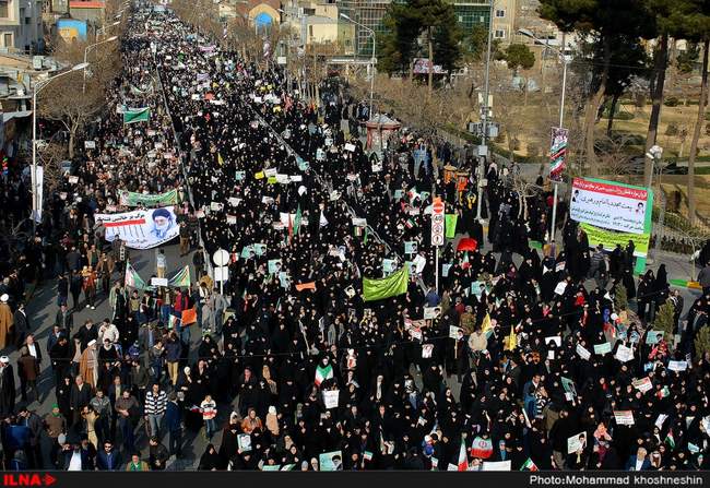 راهپیمایی مردم در محکومیت اغتشاشات اخیر - مشهد