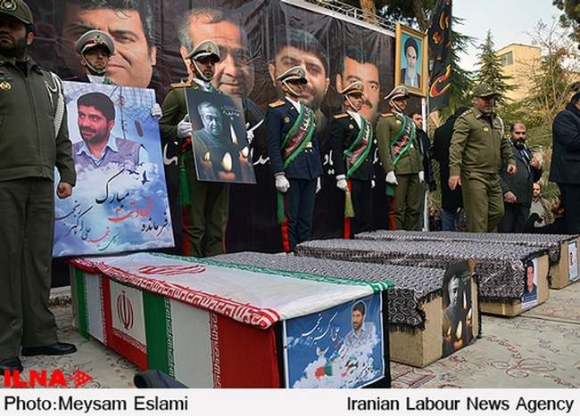 تشییع پیکر جان‌باختگان حادثه انفجار «معراجی‌ها»