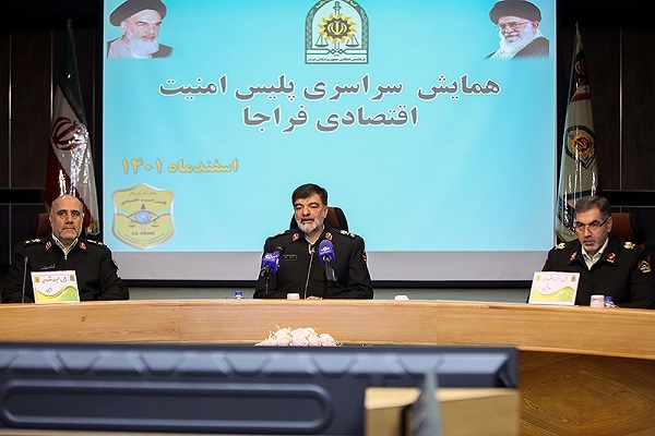 فضا برای مفسدان اقتصادی ناامن می‌شود