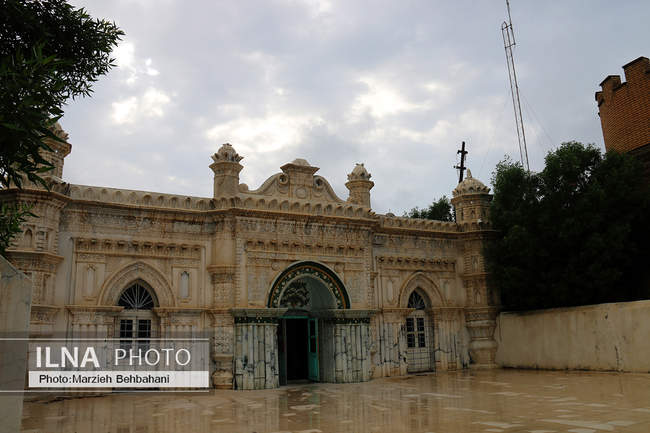 آبادان؛ شهری که هنوز بوی نفت، صدای لنج و خاطره‌ی مقاومت می‌دهد