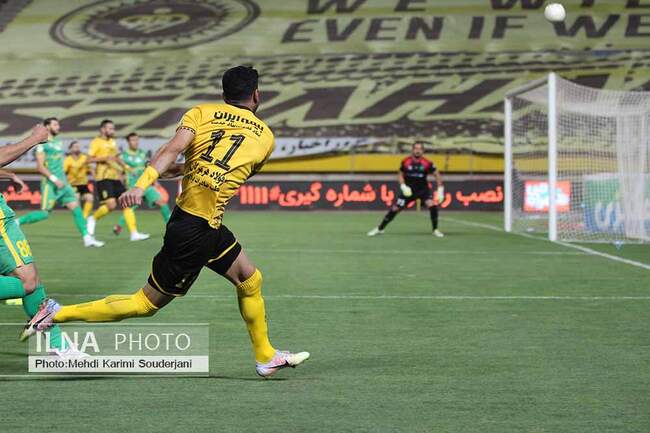 برد قاطع سپاهان برابر صنعت نفت آبادان 