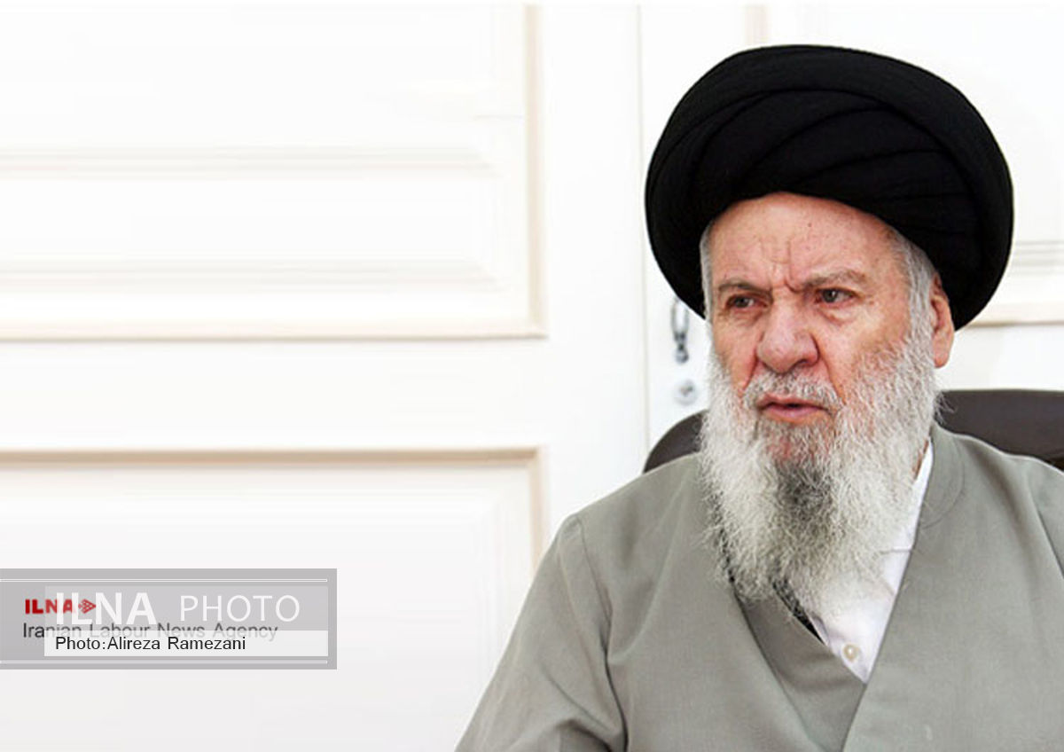 جوانان حضور فعالی در عرصه‌های سیاسی داشته باشند اما ابزار دیگران نشوند 
