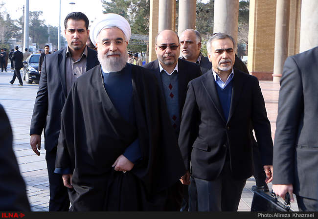 تجدید میثاق رئیس جمهور و اعضای هیئت دولت با آرمان های امام راحل