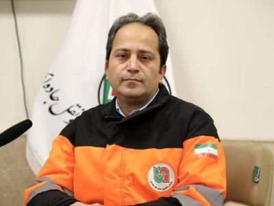 پاکسازی روزانه ۱۰ کیلومتر باند از آزاد راه تهران کرج -قزوین 