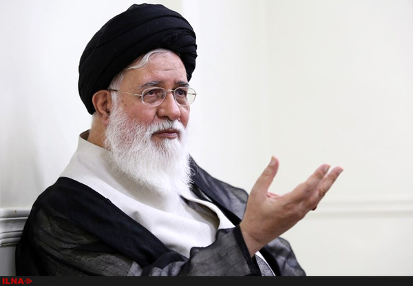 اعلام حمایت علمالهدی از رییسی؛ پشت سر دامادم نماز میخوانم