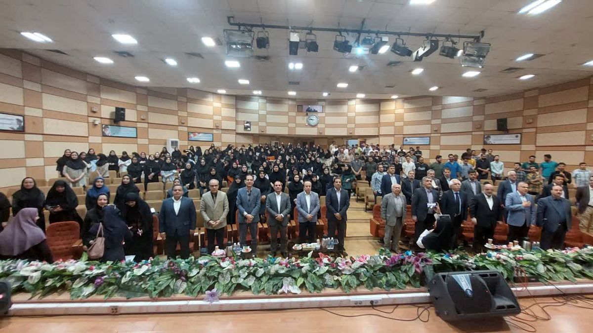 همایش تخصصی صنایع غذایی با همکاری دانشگاه یادگار امام(ره) و فدراسیون تشکل‌های صنایع غذایی و کشاورزی ایران