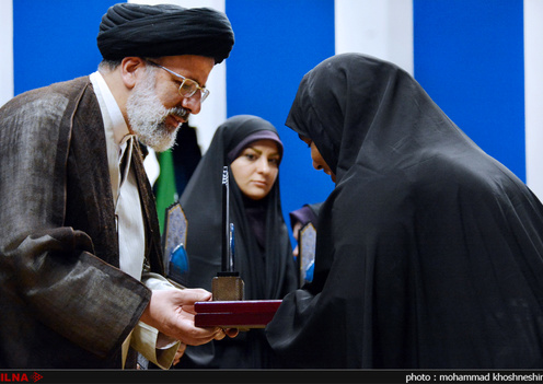 سومین دوره جایزه جهانی گوهرشاد وتقدیر از ۸ بانوی فرهیخته نیکوکار