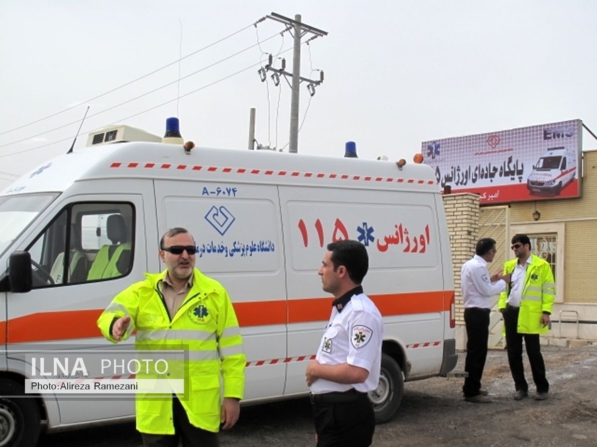 فوت یک مهاجر غیرقانونی بر اثر برخورد پژو در اتوبان قم - کاشان