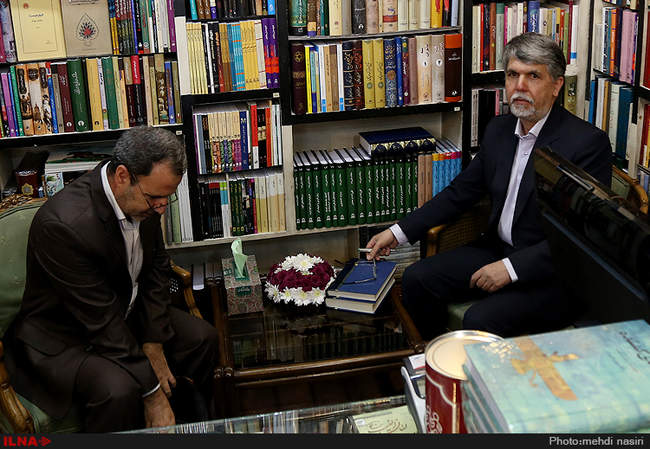 اولین دیدار هفتگی معاون فرهنگی وزیر ارشاد از کتابفروشی‌ها