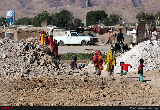 کمک‌رسانی به 20 گروه کپرنشین در حاشیه شهر تهران از سوی گروه جهادی الک