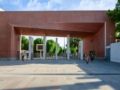 شریف بدون کنکور دکتری می‌پذیرد