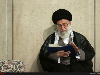 مراسم بزرگداشت جان‌ باختگان فاجعه‌ی منا با حضور رهبر انقلاب