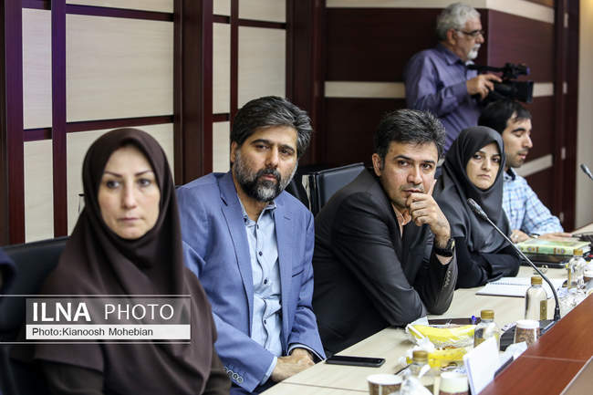جلسه هم‌اندیشی بررسی چالش‌های بیمه زنان
