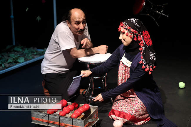 نمایش خاطرات خانه ای که … 