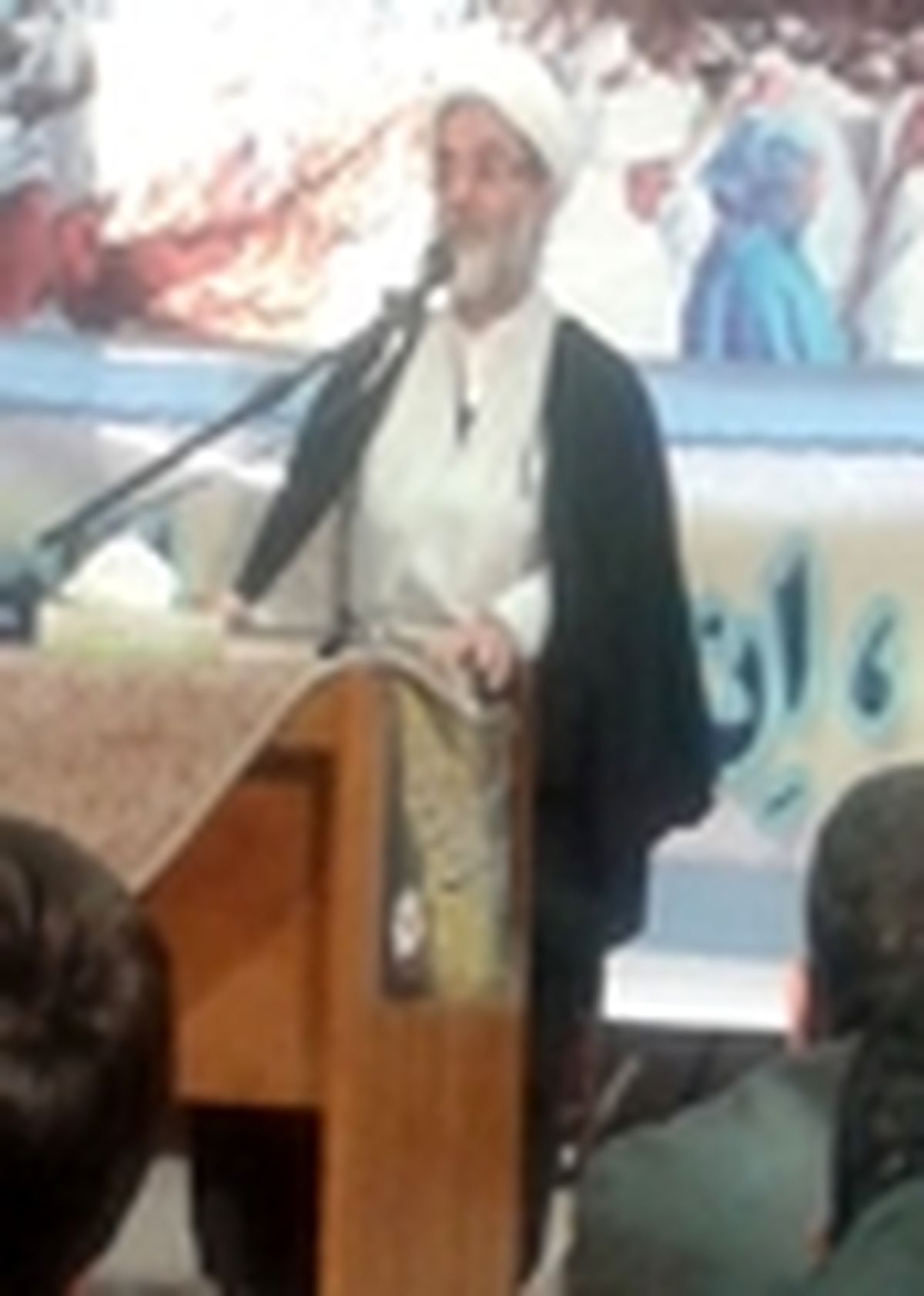 کسانی که می‌خواهند به خانه خدا مشرف شوند باید توبه کنند