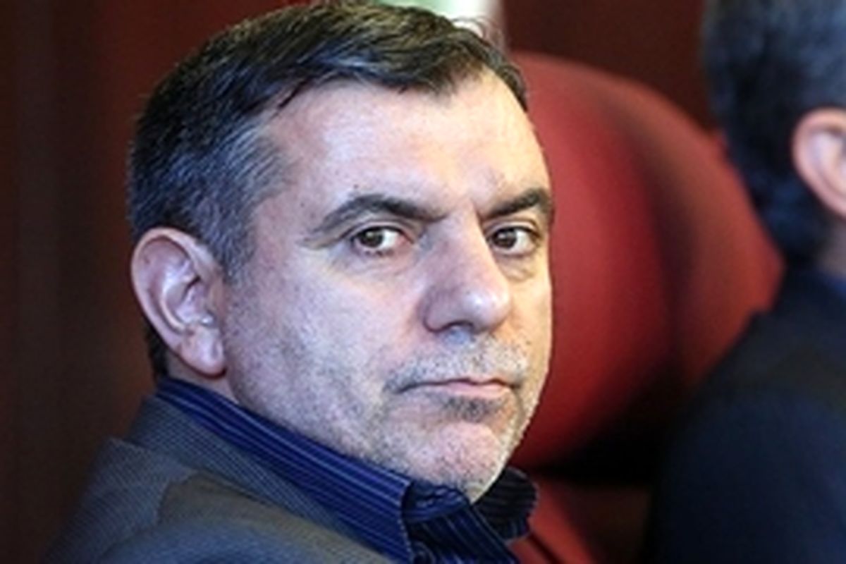 پوری‌حسینی: تعویقی در زمان واگذاری سرخابی‌ها بوجود نمی‌آید / ایرادی به پس‌گرفتن زمین تلو وارد نیست