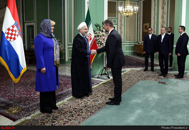 استقبال رسمی روحانی از رییس جمهوری کرواسی 