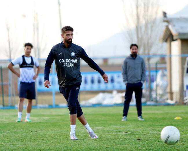 گزارش تصویری: آخرین تمرین گل گهر پیش از مصاف با نساجی