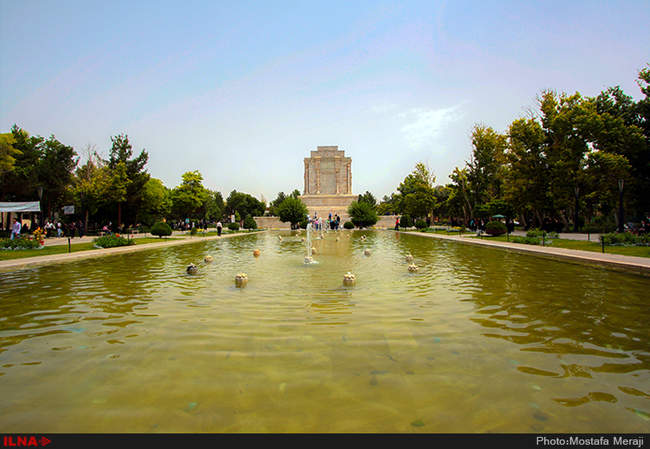 موزه و مقبره فردوسی در شهر توس