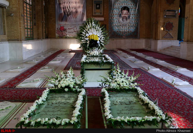 تجدید میثاق رییس‌جمهور و هیات دولت با آرمان‌های بنیانگذار انقلاب 