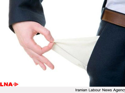 ۸۰۰ کارگر نساجی بروجرد دو ماه مزد معوقه طلبکارند/نگرانی کارگران از تکرار وضعیت قبل