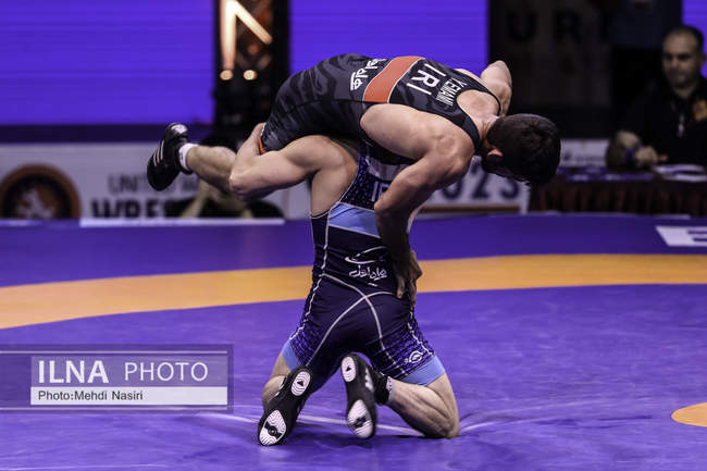 روز دوم رقابت‌های بین المللی کشتی آزاد جام تختی در ارومیه 