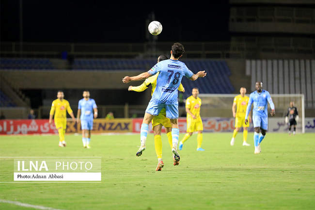 دیدار تیم های فجرسپاسی شیراز وچادرملو اردکان