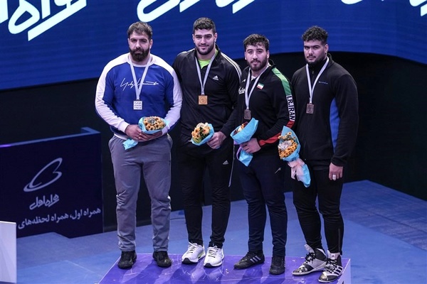 کسب مدال طلای کشتی گیر گیلانی در رقابت های کشتی آزاد کشور کسب مدال طلای کشتی گیر گیلانی در رقابت های کشتی آزاد کشور