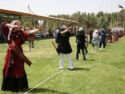 کمانداران سنتی در اردبیل اردو می‌زنند