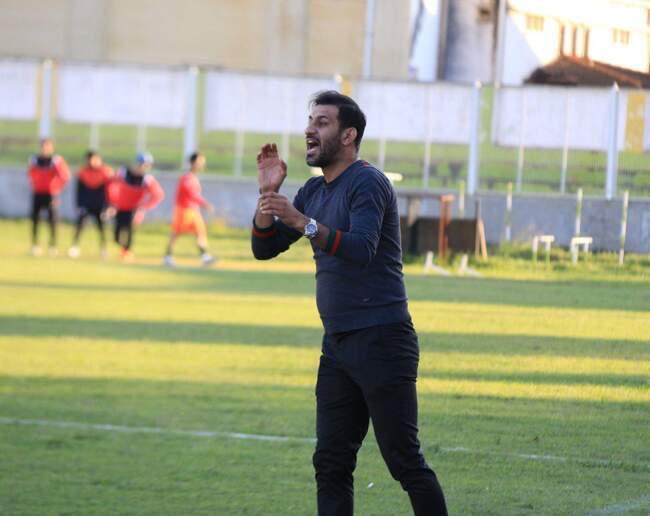 هادی شکوری