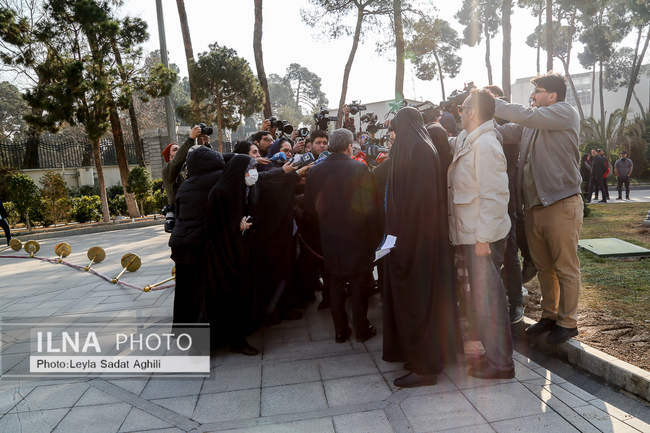 حاشیه جلسه هیات دولت - 17 دی