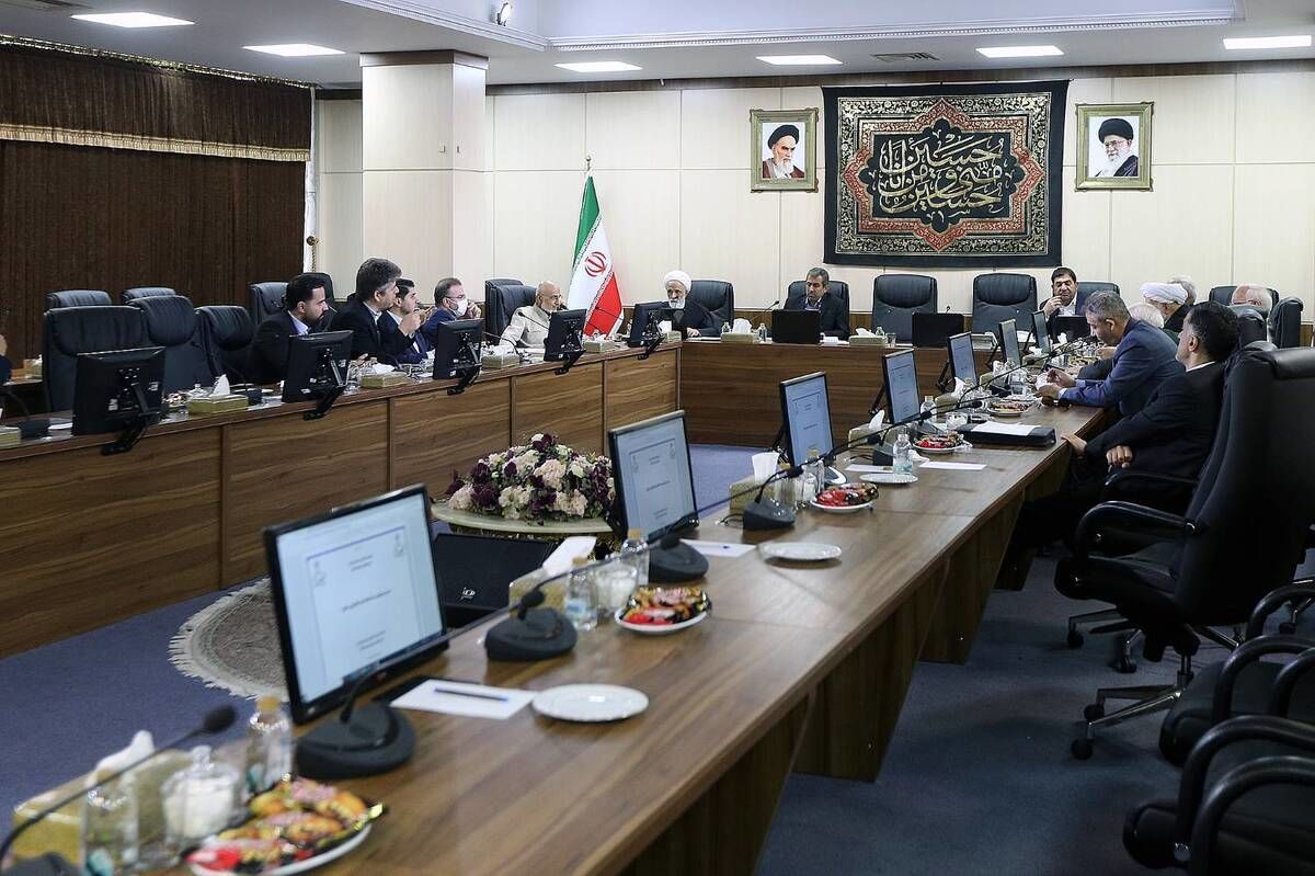 ورورد کمیسیون اقتصادی مجمع به بازنگری در سیاست‌های کلی اصل ۴۴
