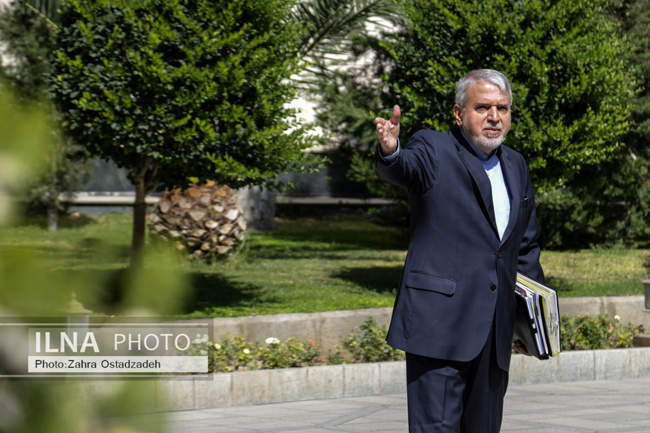 حاشیه جلسه هیات دولت - 9 مهر