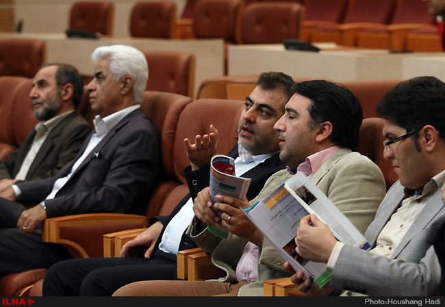 مجمع عمومی عادی سالیانه شرکت سیمان فارس و خوزستان 