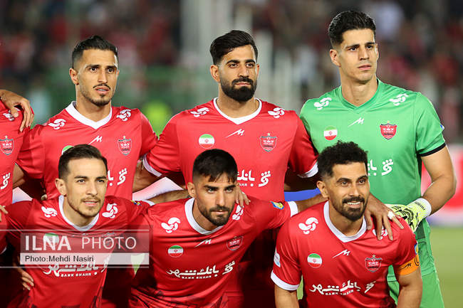 دیدار تیمهای فوتبال پرسپولیس تهران و فولاد خوزستان