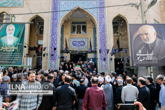 تشییع پیکر «احمد توکلی»