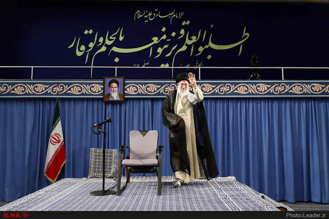 دیدار جمعی از دانشجویان و نمایندگان تشکل‌های دانشجویی با مقام معظم 