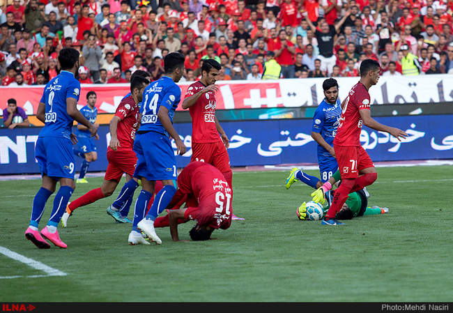 هشتاد و سومین داربی تیم های فوتبال استقلال و پرسپولیس