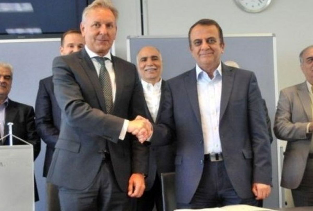 Mercedes-Benz, Iran Khodro Sign Truck Deal Mercedes-Benz