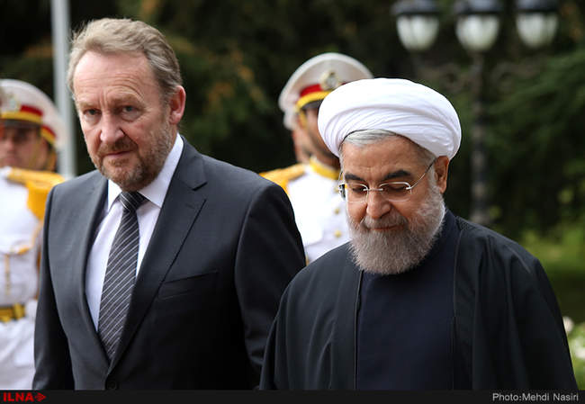  استقبال رسمی روحانی از رییس شورای ریاست جمهوری بوسنی و هرزگوین