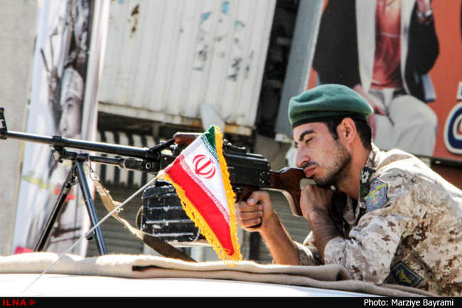 رژه نیروهای مسلح در اردبیل