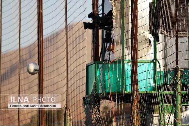 گزارش تصویری بازی ذوب آهن اصفهان و صنعت نفت آبادان 