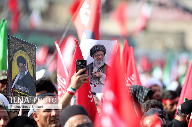مراسم تشییع پیکر مطهر رهبر شهید انقلاب / 2
