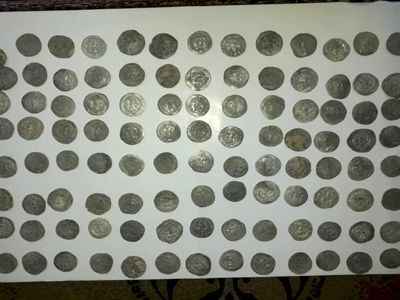 توقیف ۳۵۰ قطعه سکه تاریخی در اراک
