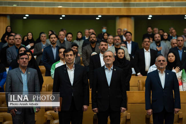 آیین تجلیل از قهرمانان سرافراز پارالمپیک ایران با حضور پزشکیان و دنی