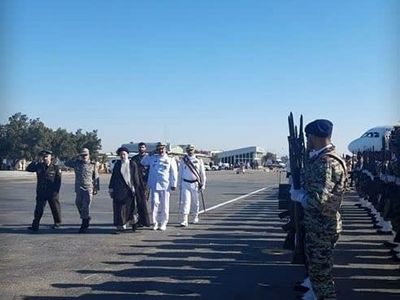 رئیسی وارد منطقه دوم دریایی ولایت نداجا در بندر جاسک شد