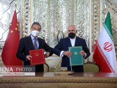 امضای سند جامع همکاری های ۲۵ ساله بین ایران و چین