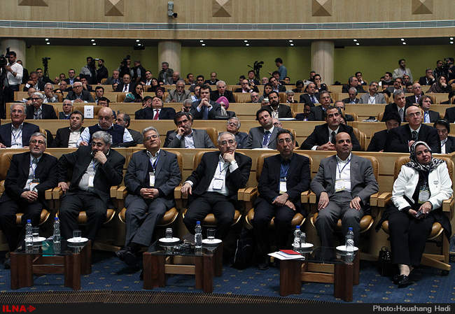  کنفرانس رونمایی از قراردادهای جدید نفتی ایران